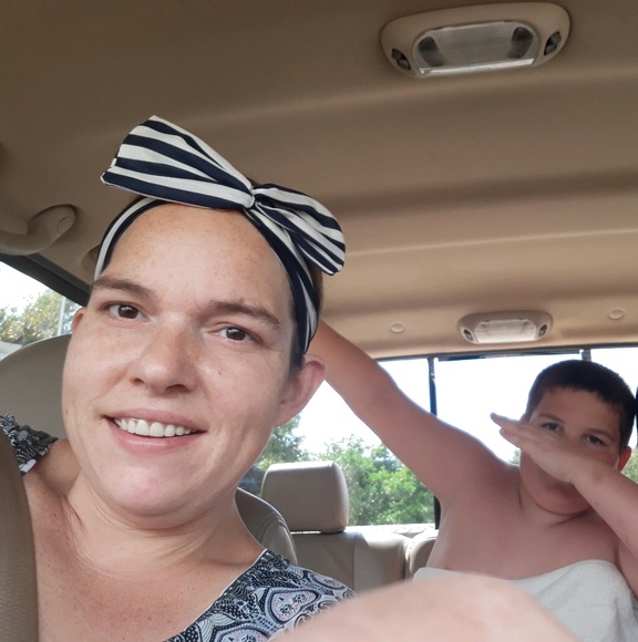 Meet your Posher, Melanie - Picture 2 of 4